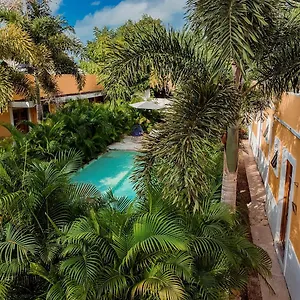 4* Hotel Unknown